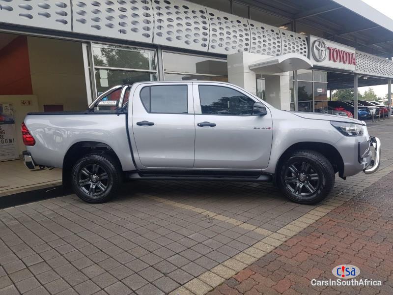 Toyota Hilux 0784119228 Automatic 2022 - image 3