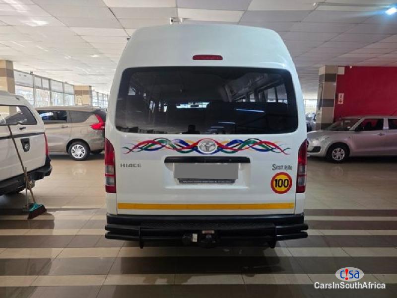Toyota Quantum 2.5D-4D Sesfikile Bank Repossessed Manual 2021 - image 2