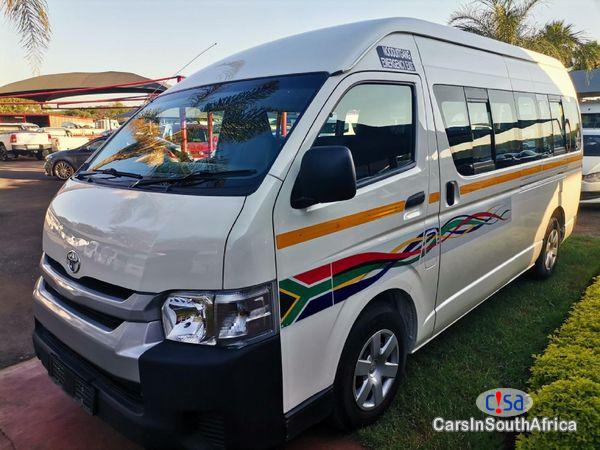Pictures of Toyota Quantum 2.7 Sesfikile VVTi 16 Seater Manual 2017