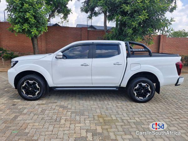 Nissan Navara 2.5 DDTi LE 4x4 Call 081 494 5928 Manual 2022