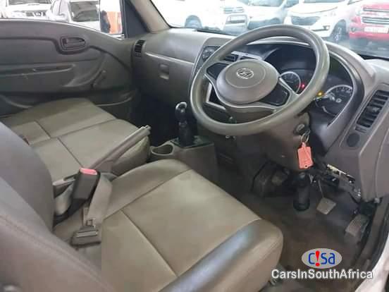 Hyundai H100 2 5 0671651564 Manual 2022 - image 5