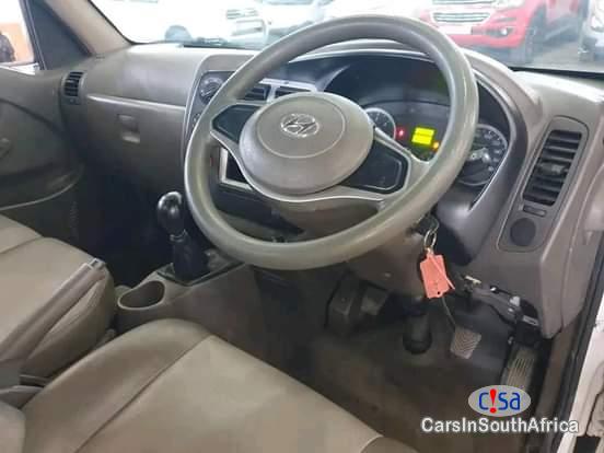 Hyundai H100 2 5 0671651564 Manual 2022 - image 8