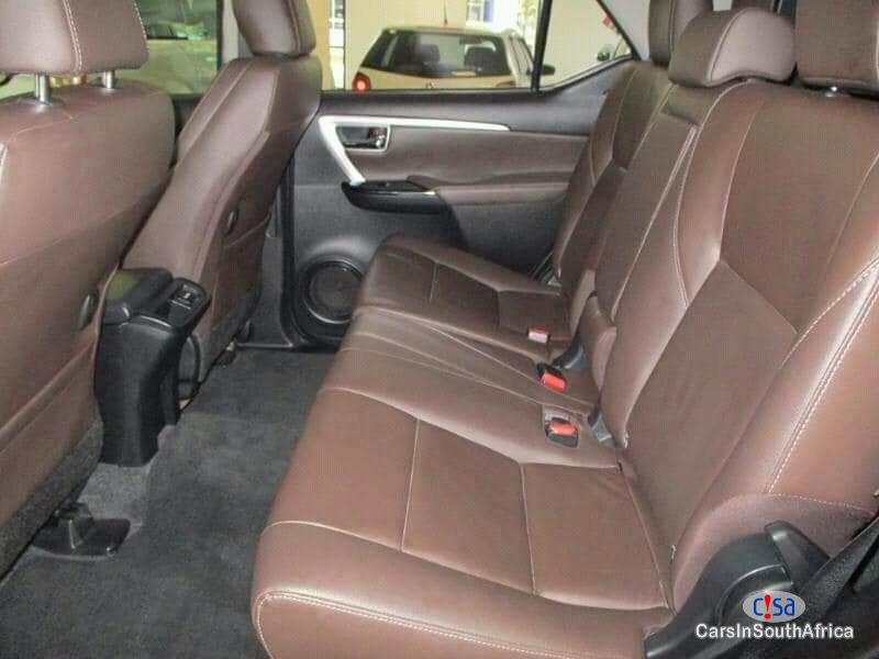 Toyota Fortuner 2.8 GD-6 Bank Repossessed Car Automatic Automatic 2018 - image 6