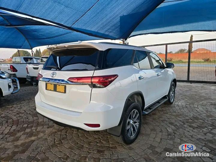 Toyota Fortuner 2.8 GD-6 Raised Body Automatic 2020 - image 2