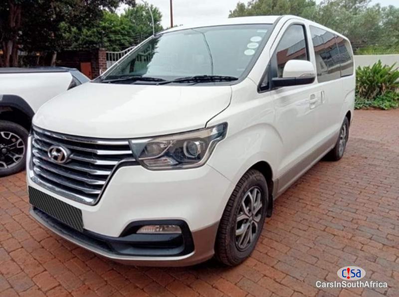 Picture of Hyundai H-1 Automatic 2021