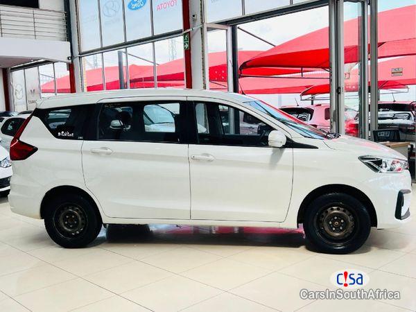 Toyota Rumion 1.5 SX Manual 2023 - image 2