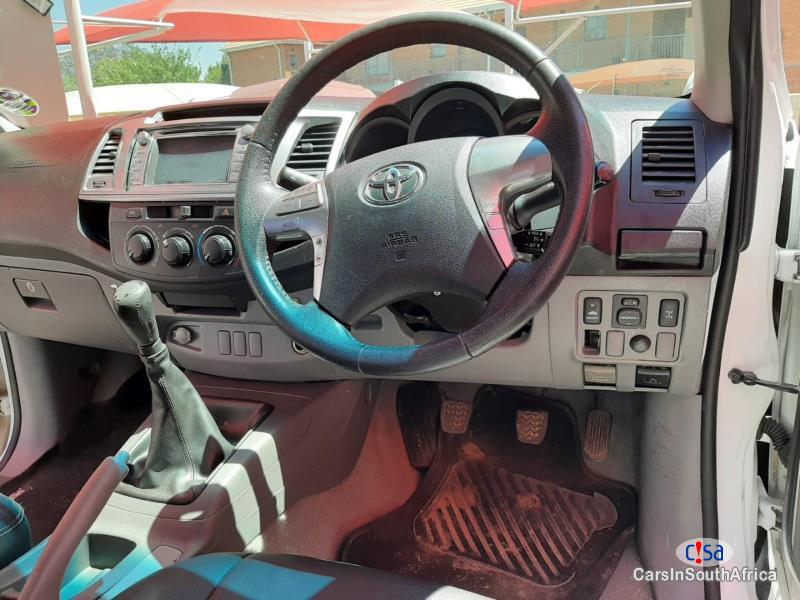 Picture of Toyota Hilux 3.0 D -4D Legend 45 Manual 2015 in Free State
