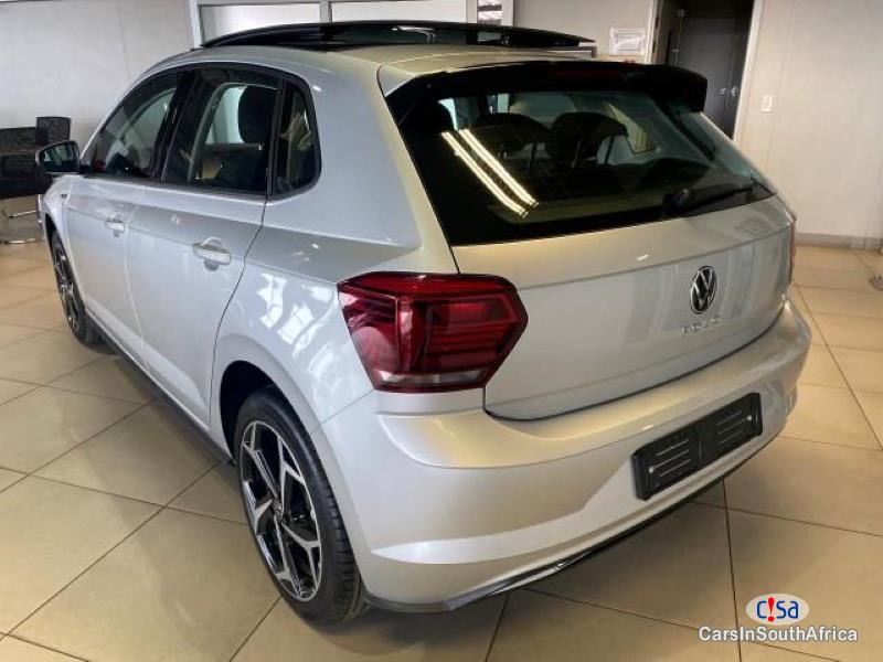 Volkswagen Polo 1.0 Automatic 2019 - image 4