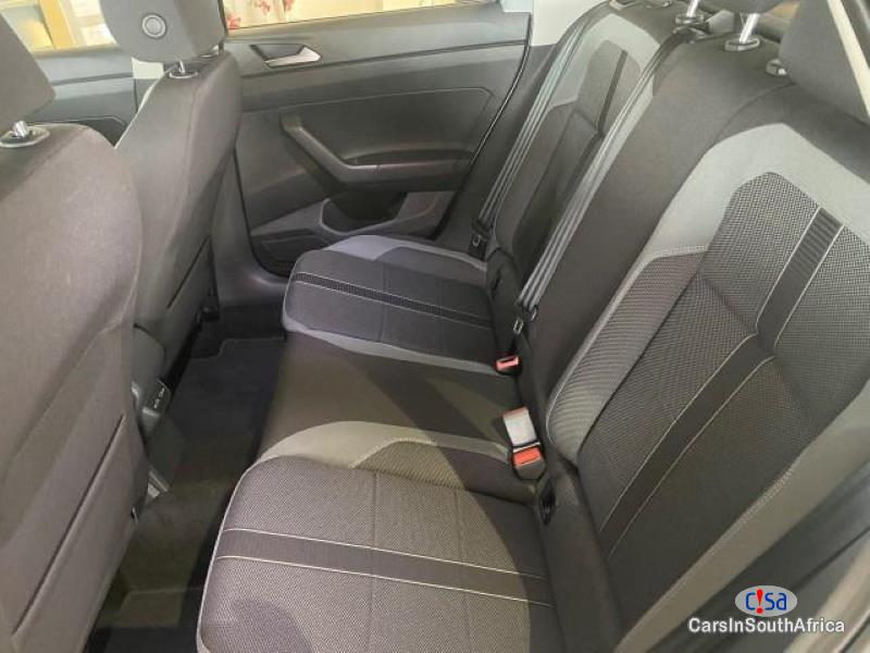 Volkswagen Polo 1.0 Automatic 2019 - image 7