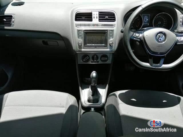 Volkswagen Polo 1.2 Automatic 2015 - image 5
