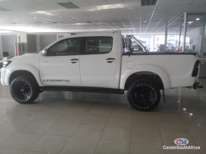 Toyota Hilux Legend 45 Bank Repossessed Car 3.0 Manual 2015
