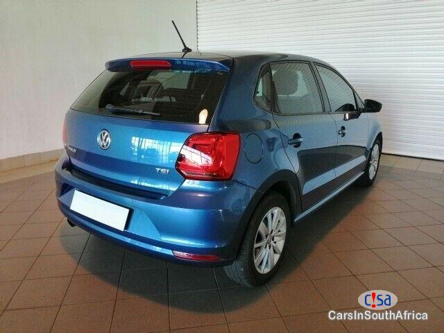 Volkswagen Polo Vwpolo Manual 2015 - image 4