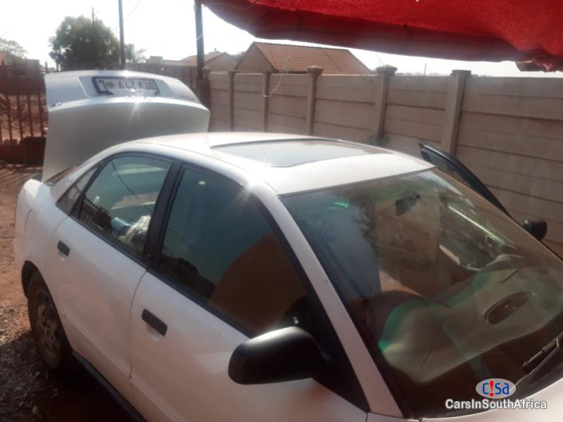 Audi A4 Manual 1999 - image 2