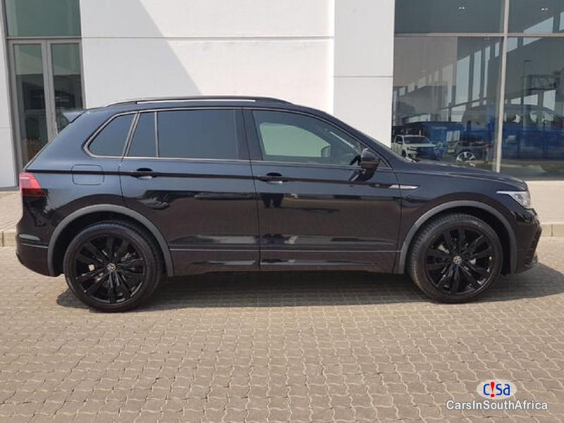 Volkswagen Tiguan Automatic 2023 - image 11