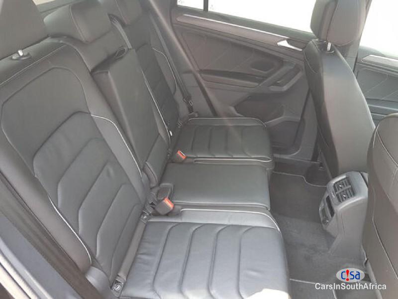Volkswagen Tiguan Automatic 2023 - image 3