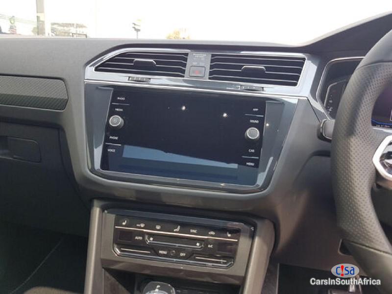 Volkswagen Tiguan Automatic 2023 - image 8