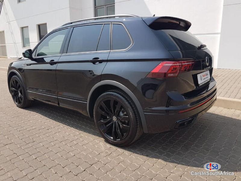 Volkswagen Tiguan Automatic 2023 - image 9