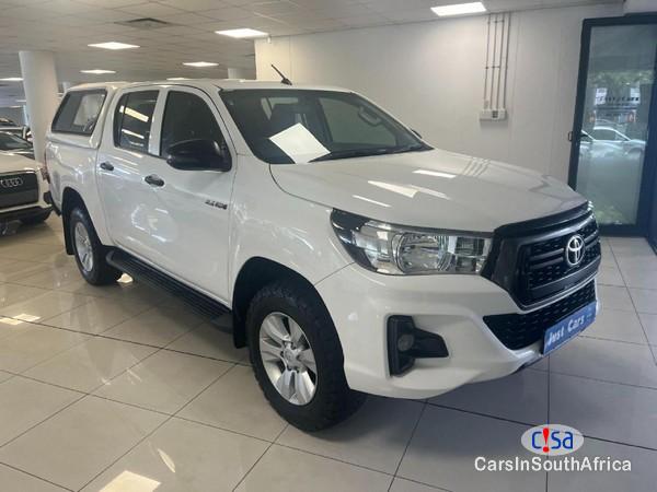 Toyota Hilux Manual 2019 - image 10