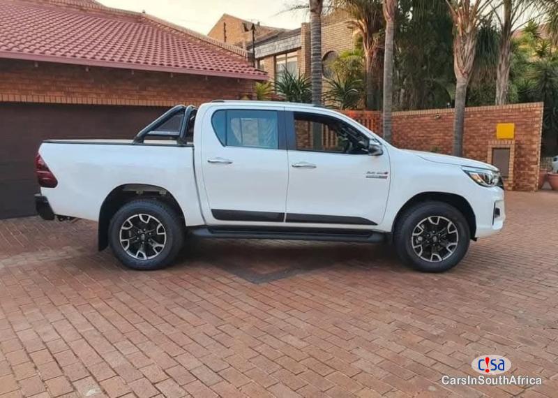 Toyota Hilux 2.8GD-6 Legend 50 Auto ( +27 685845776 Manual 2020