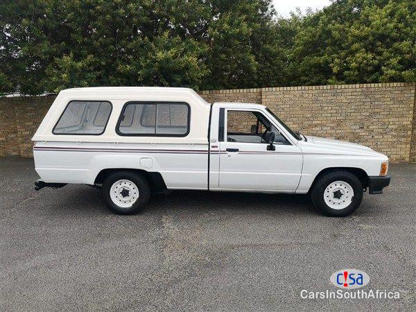 Toyota Hilux 2.4 Manual 1995 in KwaZulu Natal - image