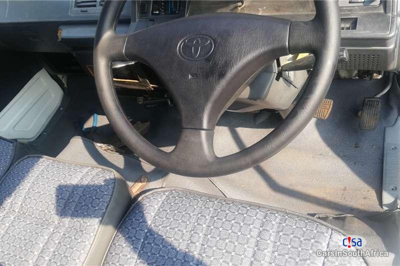 Toyota HiAce 2.2 Manual 2007 - image 4