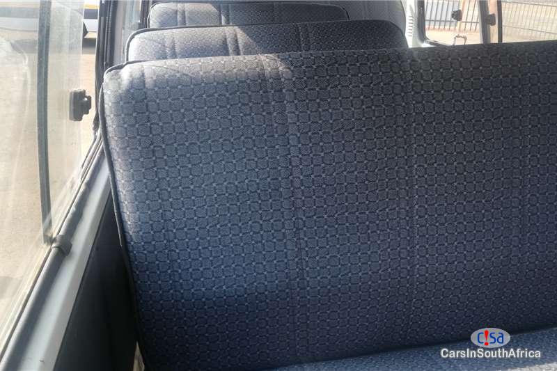 Toyota HiAce 2.2 Manual 2007 - image 5