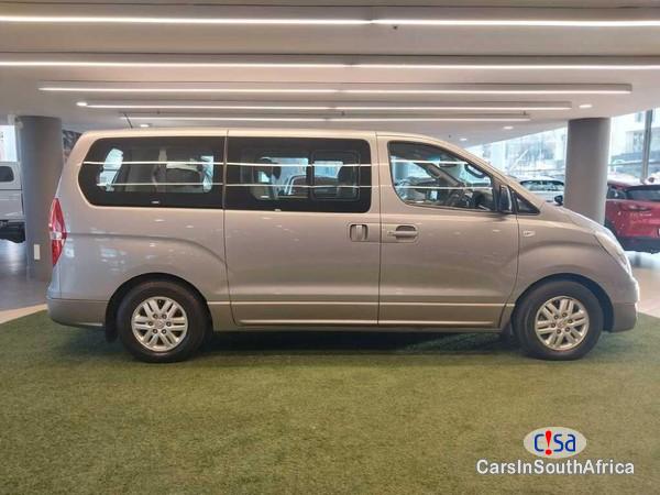 Picture of Hyundai H-1 2.5 Automatic 2016
