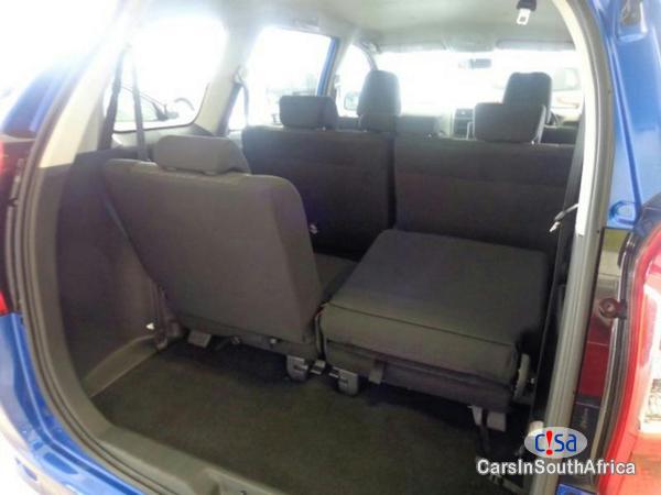 Toyota Avanza 1.5TX Manual 2017 - image 5