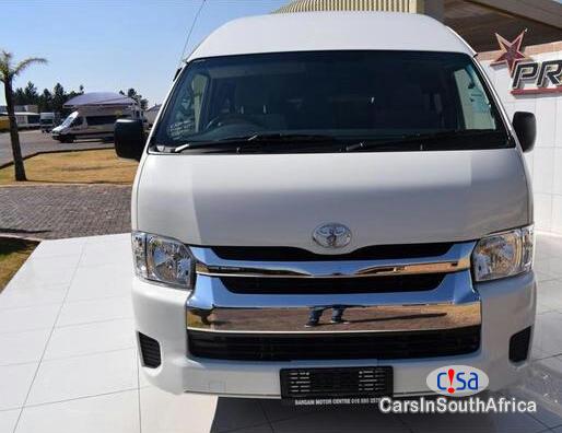Toyota Quantum 2.7 Manual 2016 - image 3