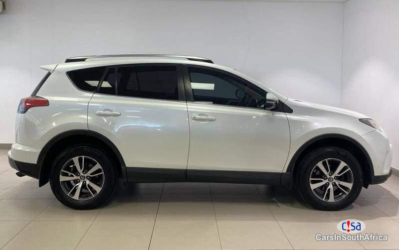 Toyota RAV-4 2020 Toyota RAV4 2.0 AUT 0698183175 Manual 2020 - image 3