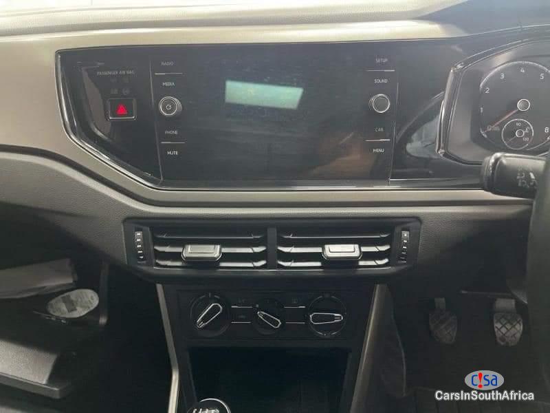 Volkswagen Polo 2020 VOLKSWAGON POLO R-LINE MANUAL 0698183175 Manual 2020 in Gauteng - image