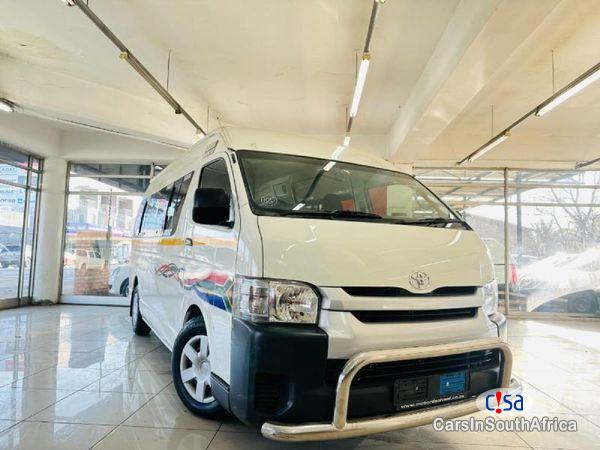 Picture of Toyota Quantum 2.5 D-4D Sesfikile 16-Seat Manual 2022