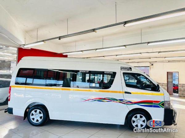 Toyota Quantum 2.5 D-4D Sesfikile 16-Seat Manual 2022
