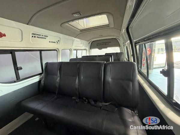 Toyota Quantum 2.5 D-4D Sesfikile 16-Seat Manual 2020 - image 3