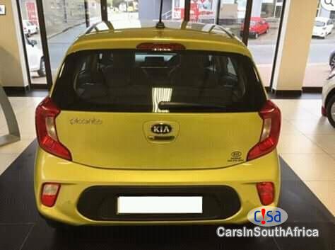 Kia Picanto Manual 2017 - image 6