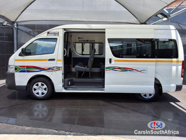 Toyota Quantum 2.5 D-4D Sesfikile 16-Seat Manual 2022