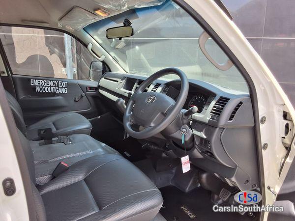 Toyota Quantum 2.5 D-4D Sesfikile 16-Seat Manual 2022 in Northern Cape