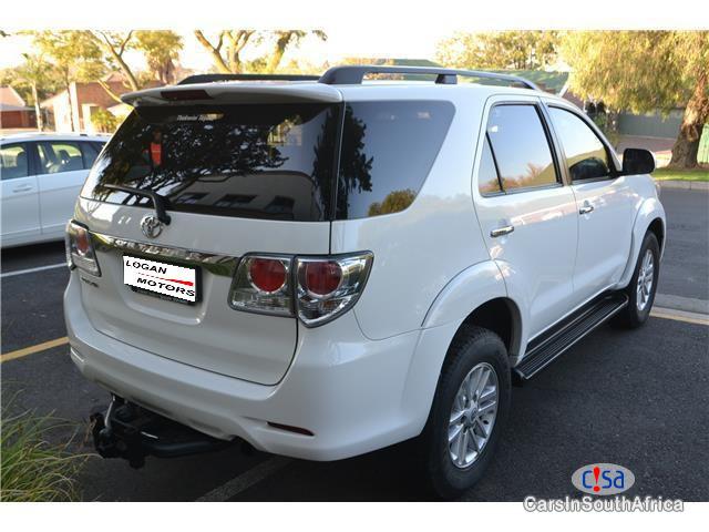Toyota Fortuner Automatic 2013 - image 2
