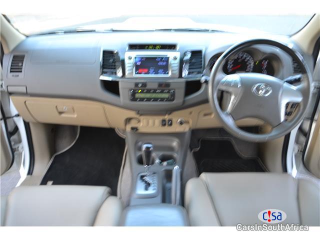 Toyota Fortuner Automatic 2013 - image 5