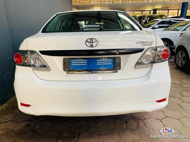 Toyota Corolla Automatic 2014 - image 2