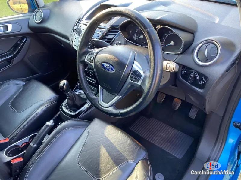 Ford Fiesta 1.0 EcoBoost Titanium 5-dr Manual 2016 - image 10