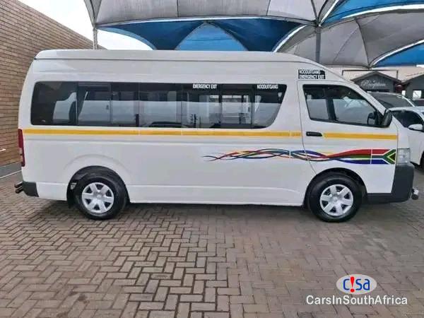 Toyota Quantum 2018 Toyota Quantum Sesifikile 16 Seater 0732073197 Manual 2018 - image 2