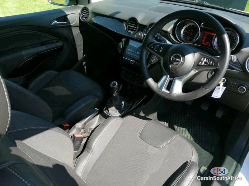 Opel ADAM1.0T JAM Manual 2019 - image 6