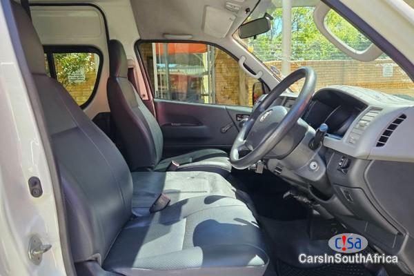 Toyota Quantum 2.5 D-4D Sesfikile 16-seat Manual 2018 in South Africa