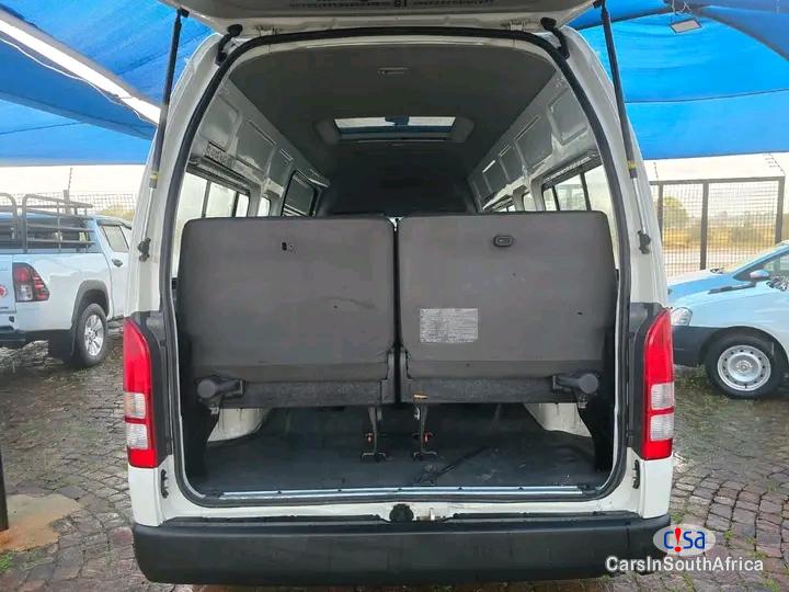 Toyota Quantum 2.5 D-4D Sesfikile 16-seat Manual 2020 - image 3