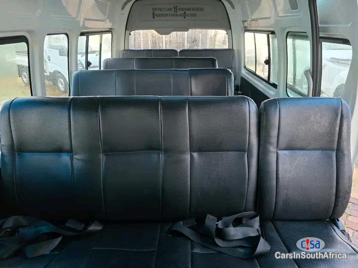 Toyota Quantum 2.5 D-4D Sesfikile 16-seat Manual 2020 - image 4