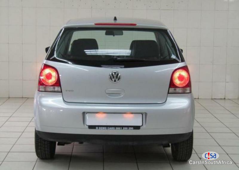 Volkswagen Polo 1.4 Manual 2014 - image 2