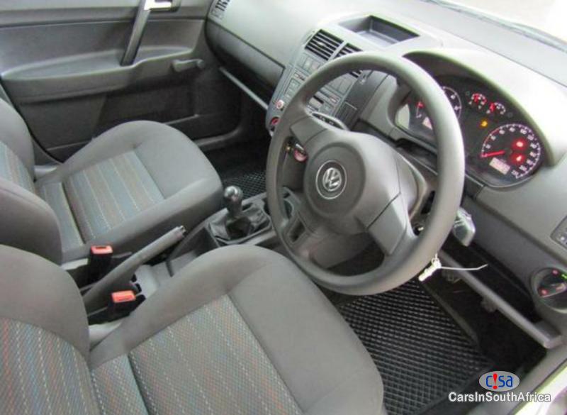 Volkswagen Polo 1.4 Manual 2014 - image 5