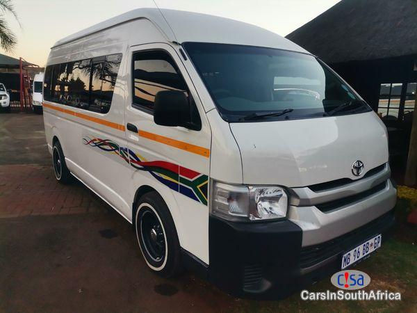 Picture of Toyota Quantum 2.5 D-4D Sesfikile 16-Seat Manual 2020