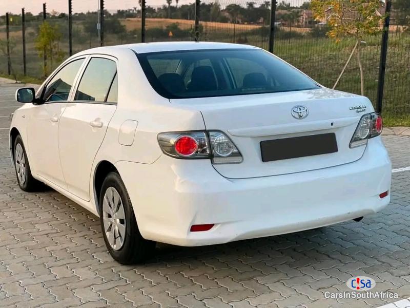 Toyota Corolla 1.6L MANUAL 0813350925 Manual 2016